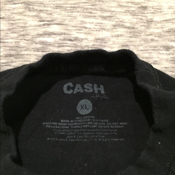 Johnny Cash T-shirt 2/$20 - Picture 3 of 4